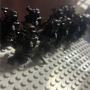 SWAT Minifigure Set 10pc